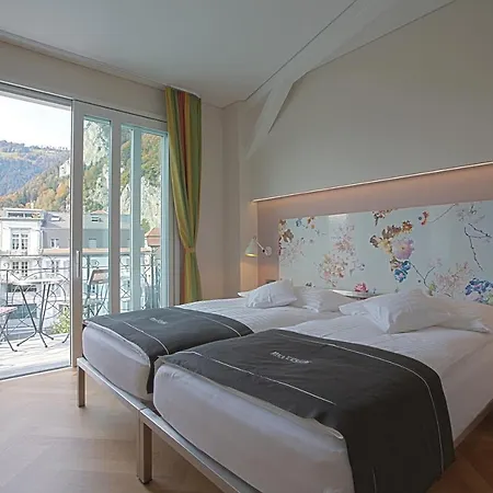 Boutique Bellevue 因特拉肯