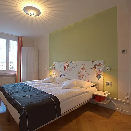 Boutique Bellevue Отель Интерлакен