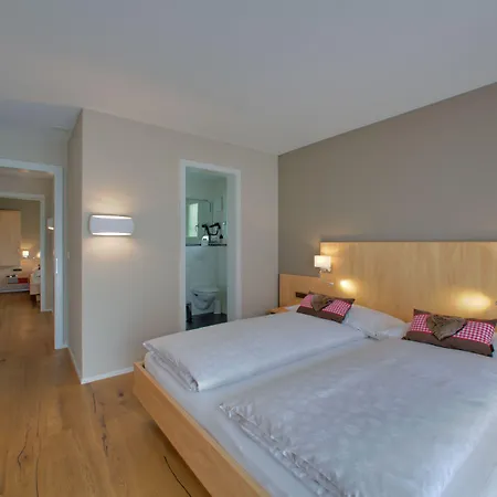 Boutique Bellevue 4* Інтерлакен