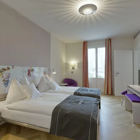 Boutique Bellevue 4* 因特拉肯