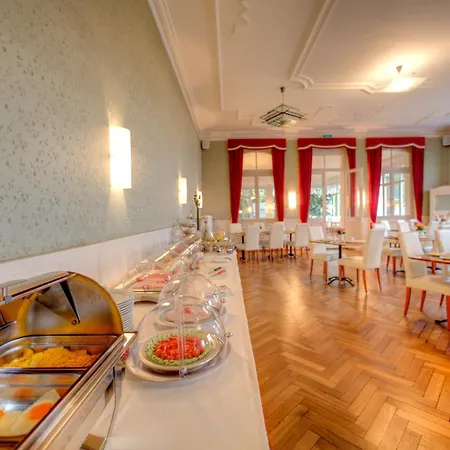 Отель Boutique Bellevue Интерлакен