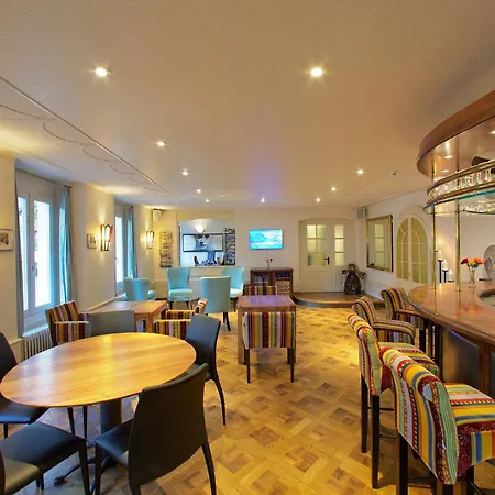 Boutique Bellevue Отель Интерлакен