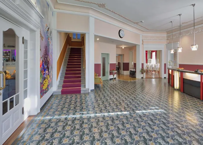 Boutique Bellevue 4* インターラーケン